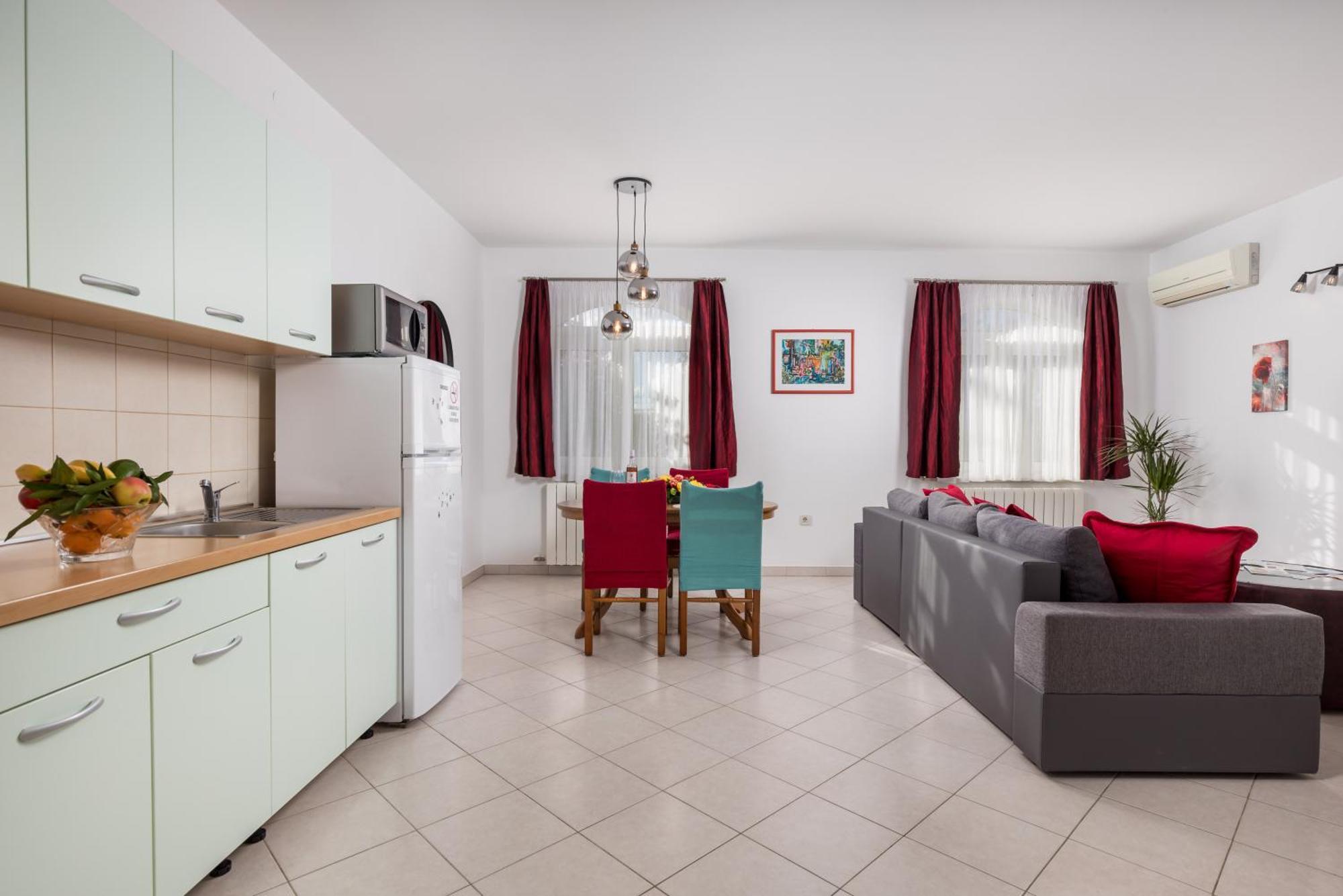 Apartments Kovacic Кралєвиця Екстер'єр фото